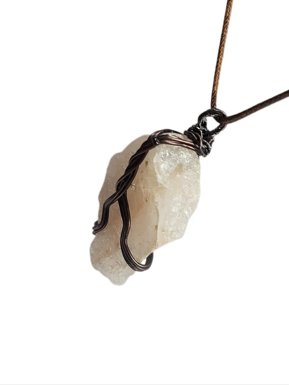 Raw Natural White Stone Handwíred Pendant w/ Cord Necklace NWOT